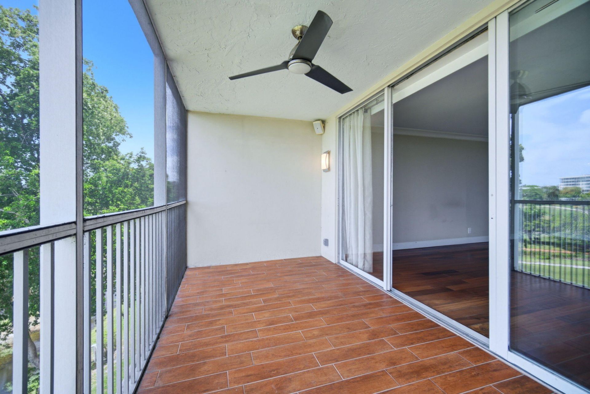2901 S Palm Aire Drive, Pompano Beach, FL 33069 Photo