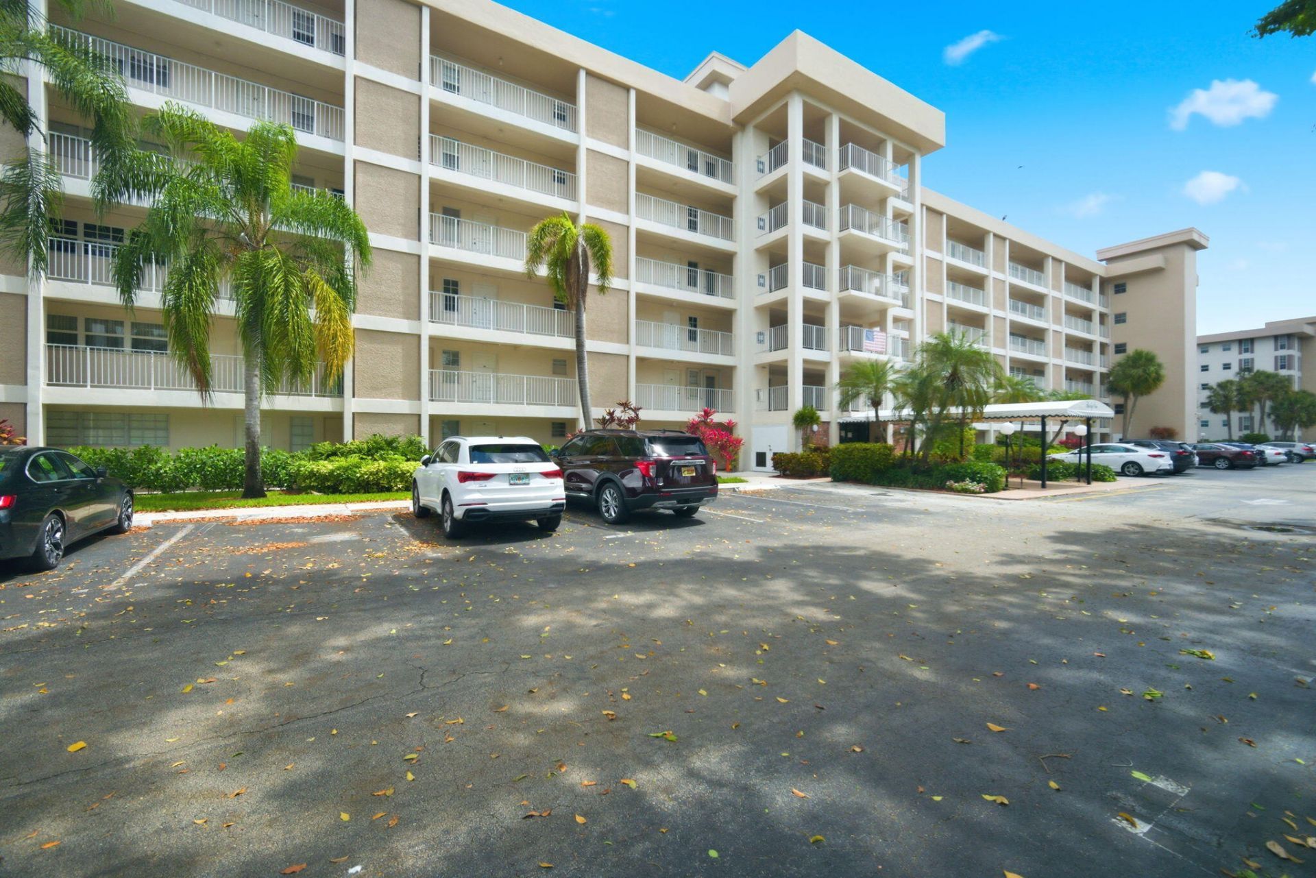 2901 S Palm Aire Drive, Pompano Beach, FL 33069 Photo