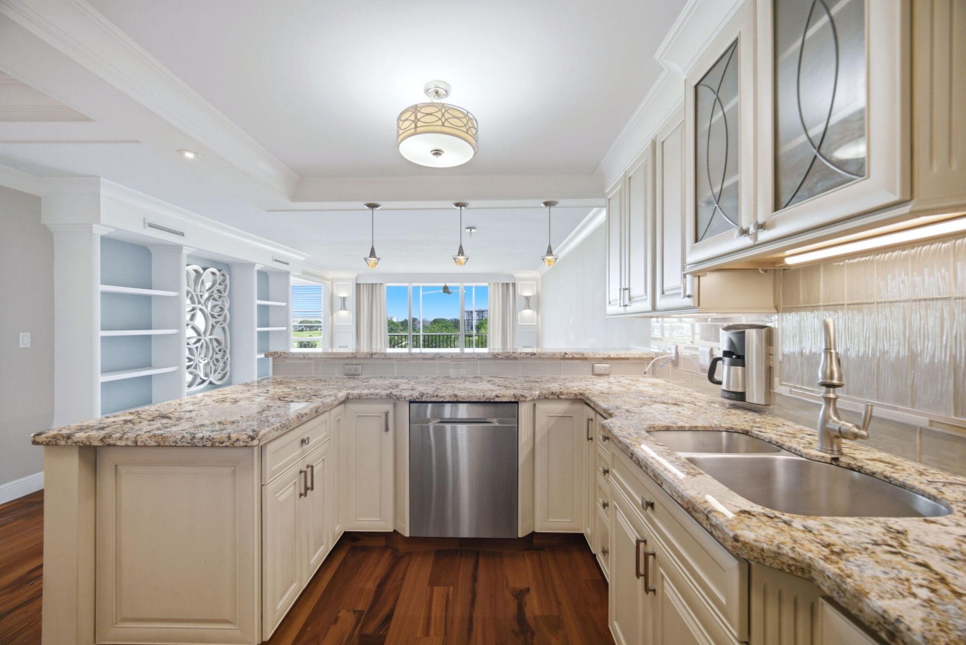 2901 S Palm Aire Drive, Pompano Beach, FL 33069 Photo