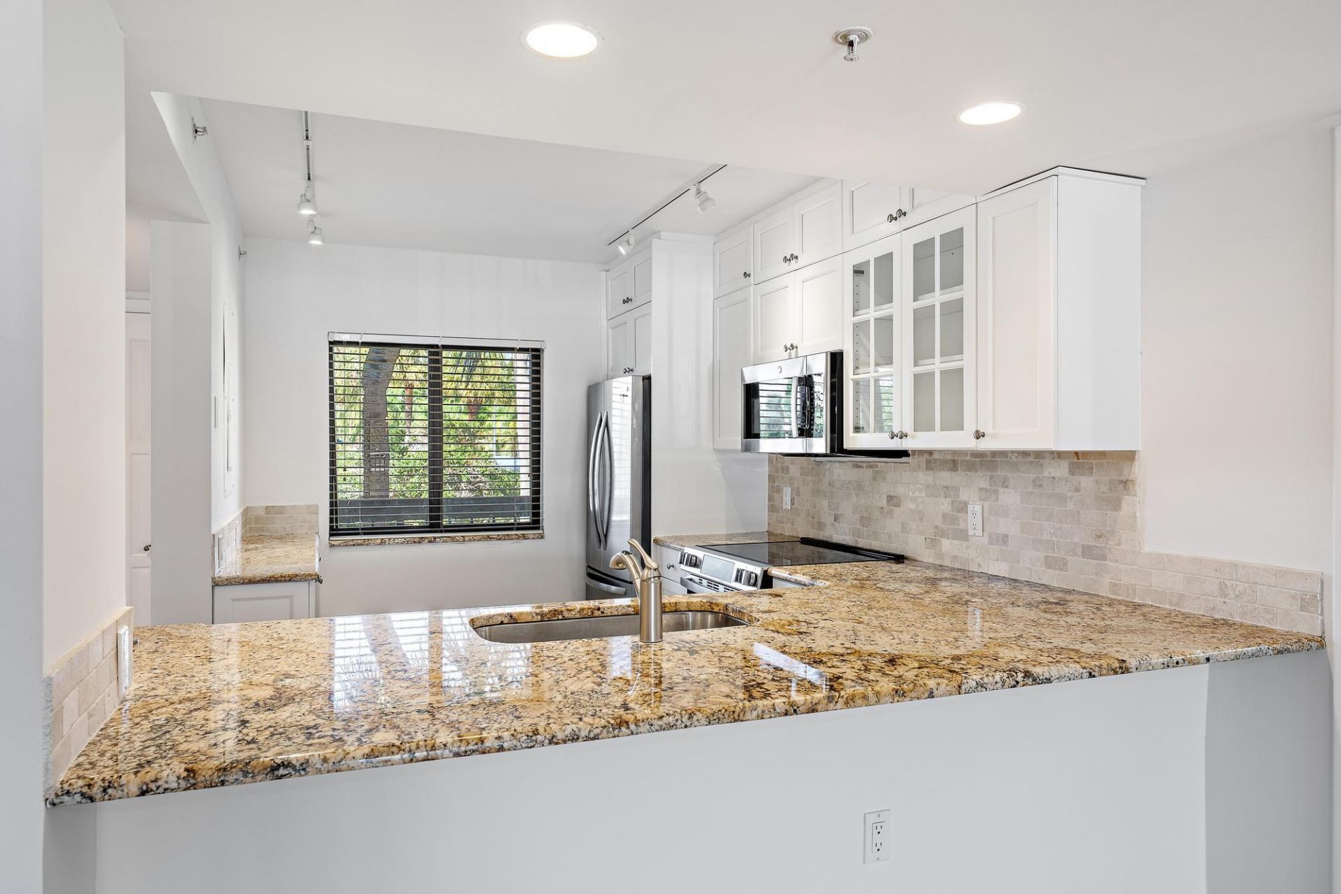 1501 Marina Isle Way, Unit 202, Jupiter, FL 33477 Photo