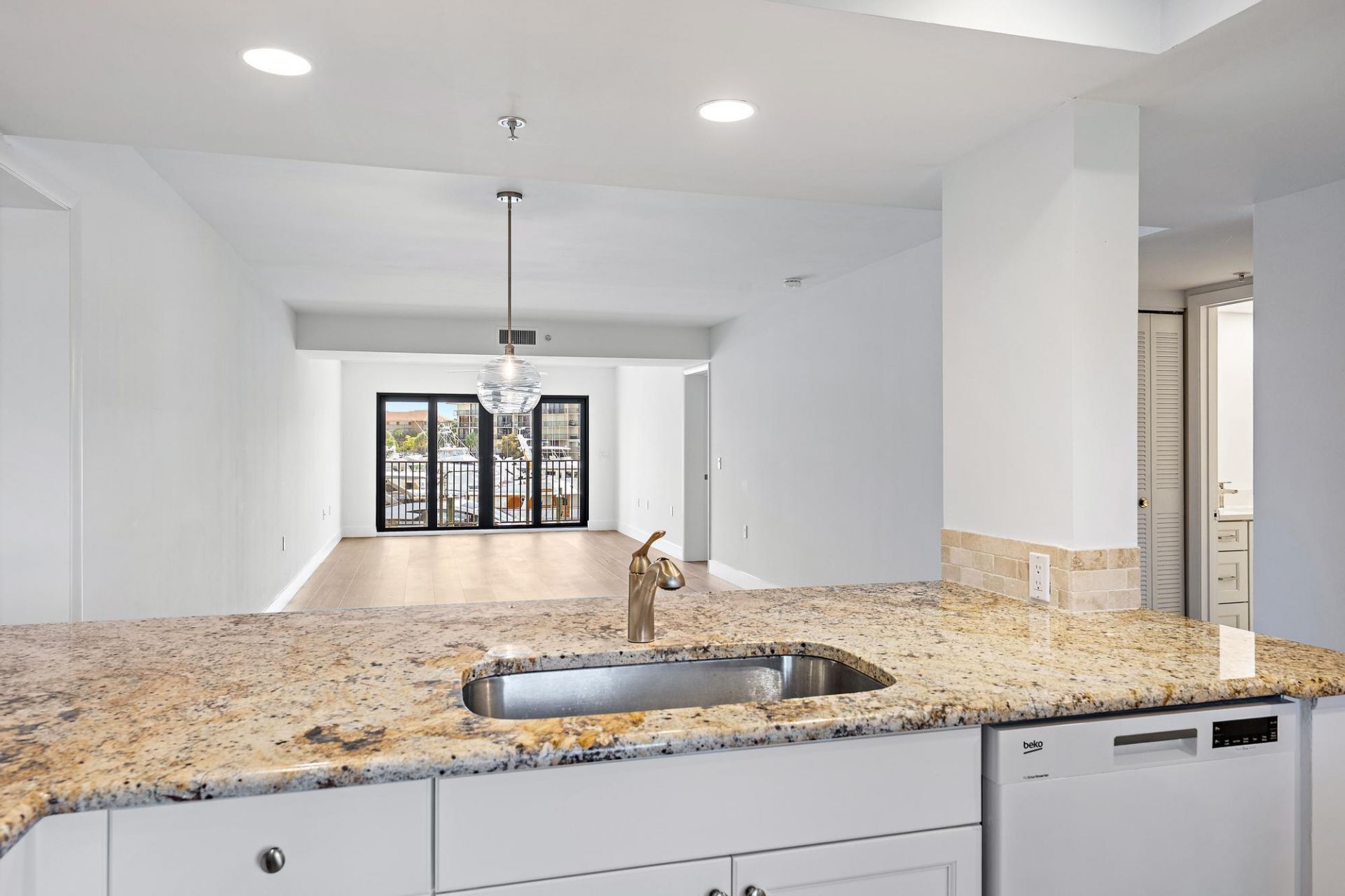 1501 Marina Isle Way, Unit 202, Jupiter, FL 33477 Photo