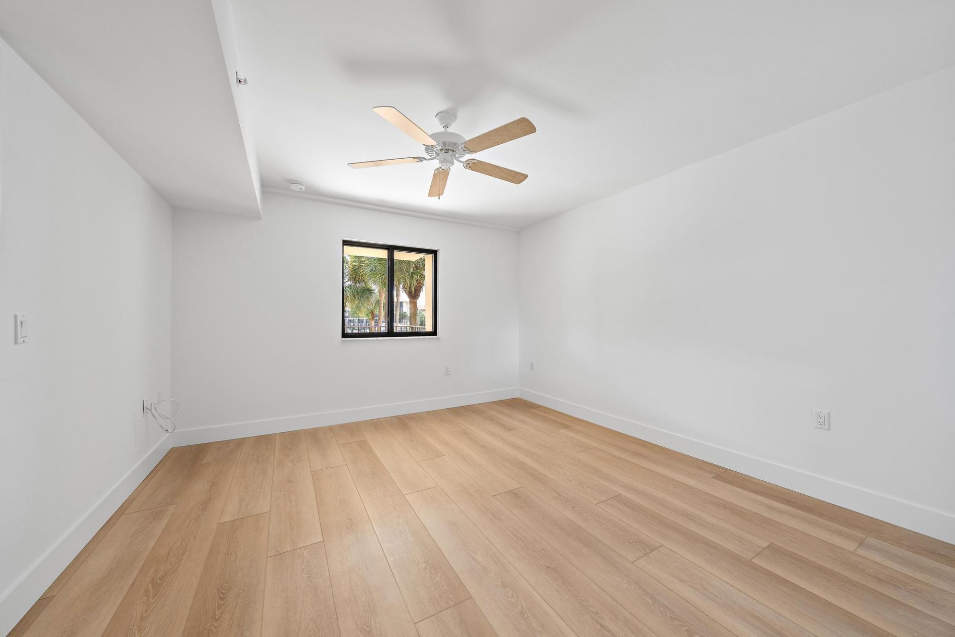 1501 Marina Isle Way, Unit 202, Jupiter, FL 33477 Photo