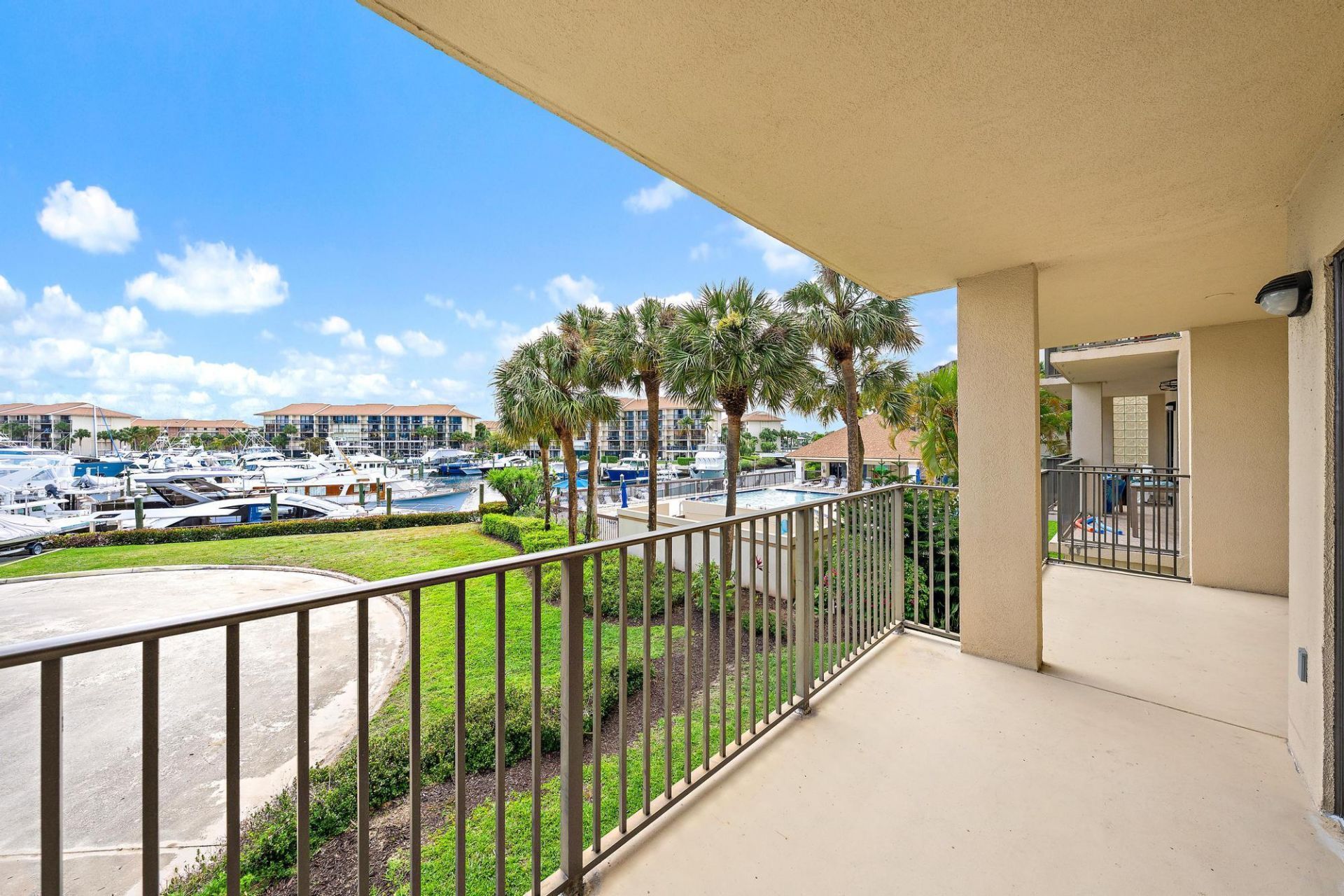 1501 Marina Isle Way, Unit 202, Jupiter, FL 33477 Photo