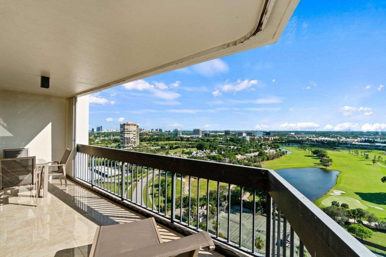 2400 Presidential Way, Unit 1906, West Palm Beach, FL 33401 Photo