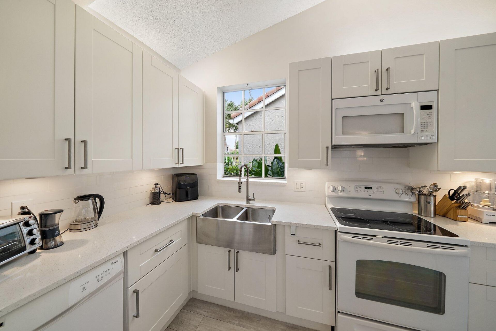 6866 Briarlake Circle, Palm Beach Gardens, FL 33418 Photo