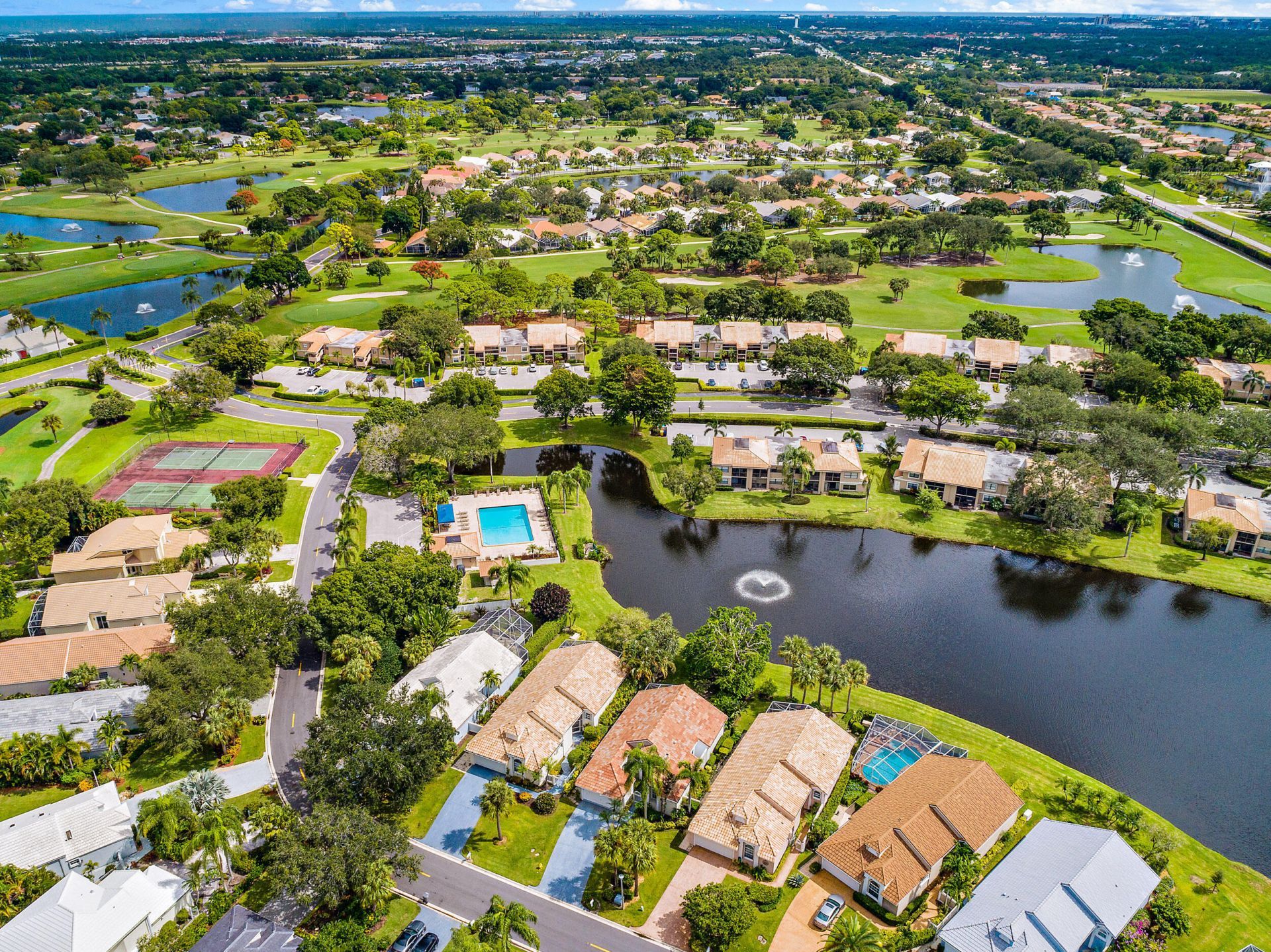 6866 Briarlake Circle, Palm Beach Gardens, FL 33418 Photo