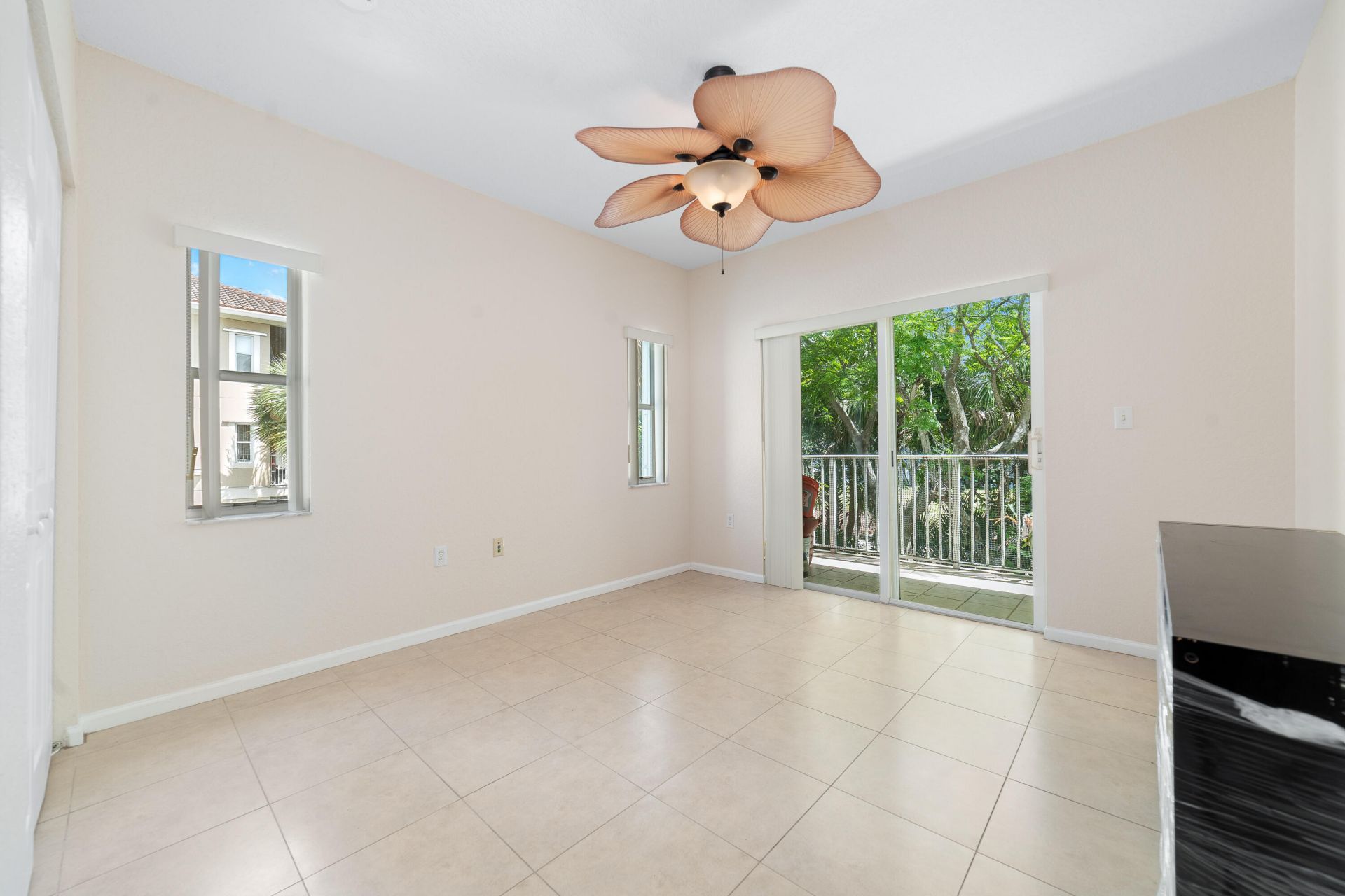 2901 Riverside Drive, Unit 201, Coral Springs, FL 33065 Photo