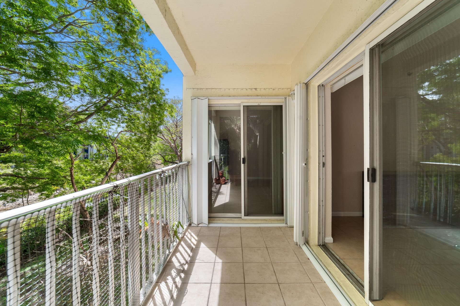 2901 Riverside Drive, Unit 201, Coral Springs, FL 33065 Photo