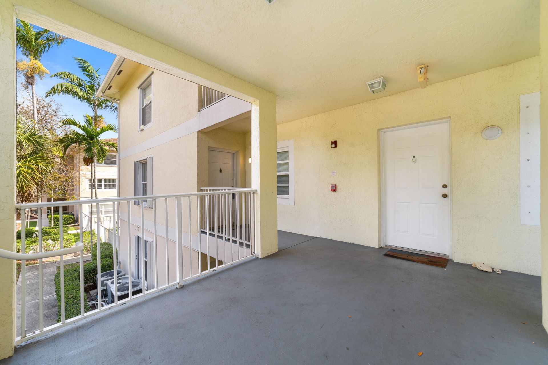 2901 Riverside Drive, Unit 201, Coral Springs, FL 33065 Photo