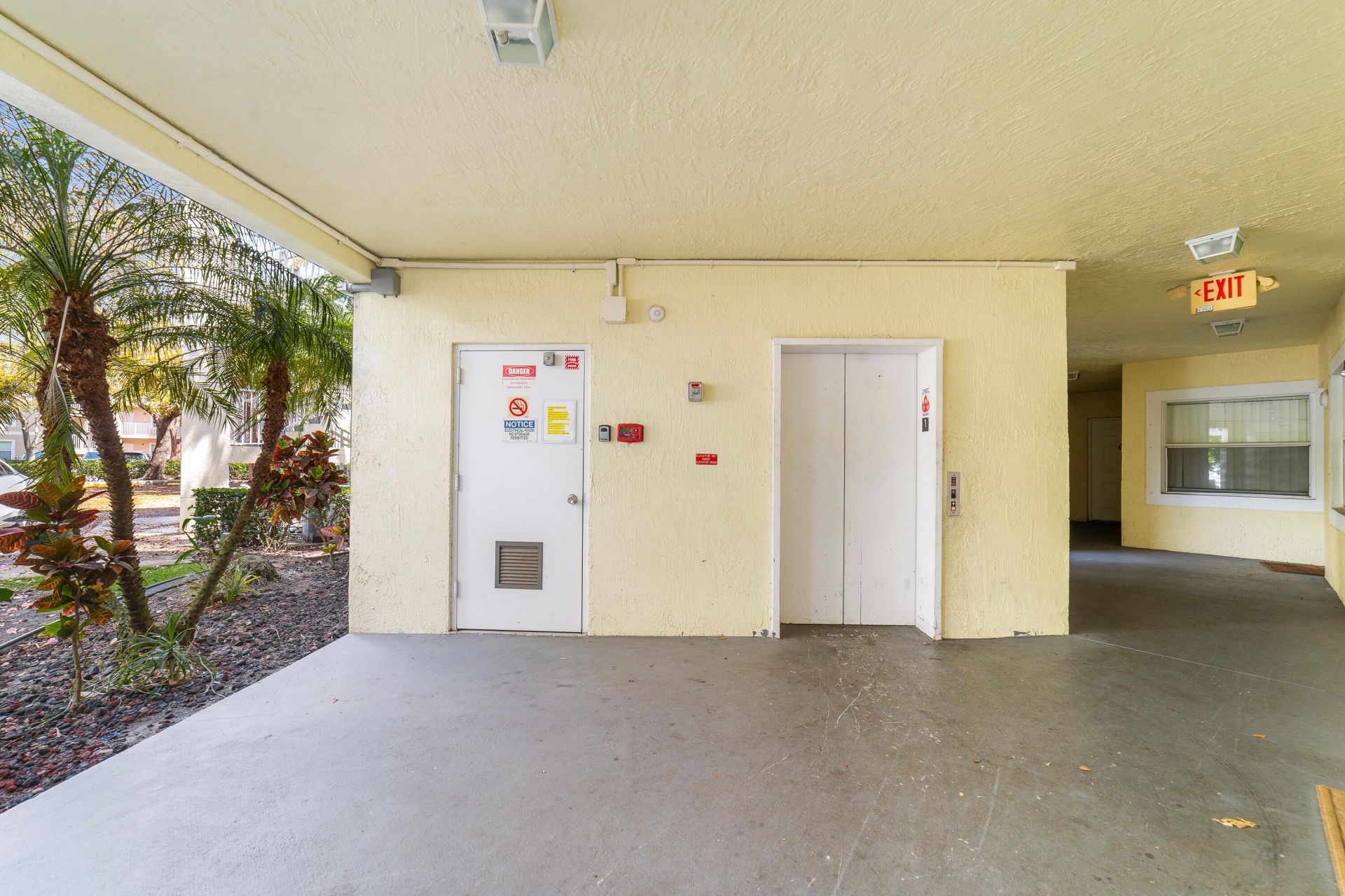 2901 Riverside Drive, Unit 201, Coral Springs, FL 33065 Photo