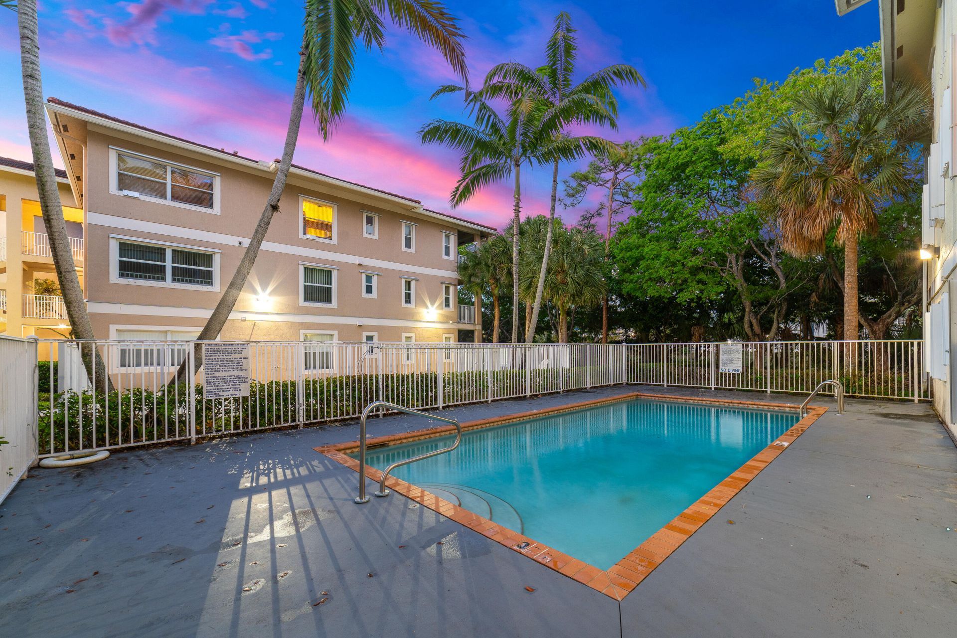 2901 Riverside Drive, Unit 201, Coral Springs, FL 33065 Photo