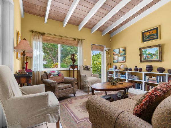 1617 NE 8th Avenue, Fort Lauderdale, FL 33305