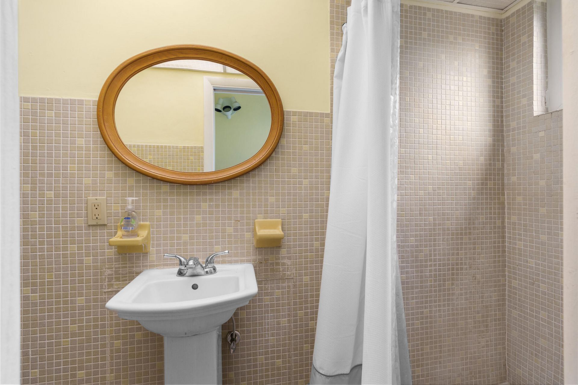 1617 NE 8th Avenue, Fort Lauderdale, FL 33305 Photo