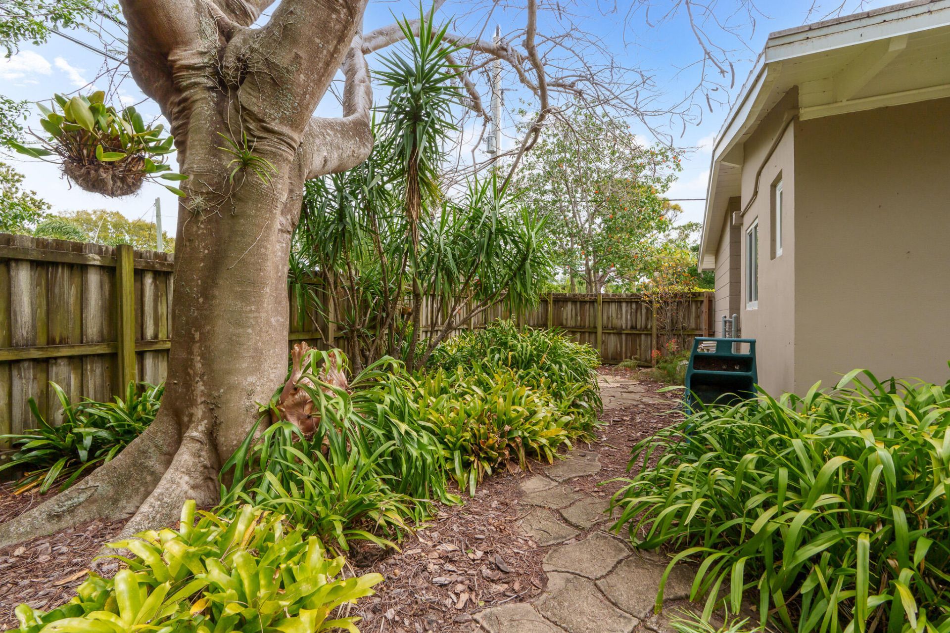 1617 NE 8th Avenue, Fort Lauderdale, FL 33305 Photo