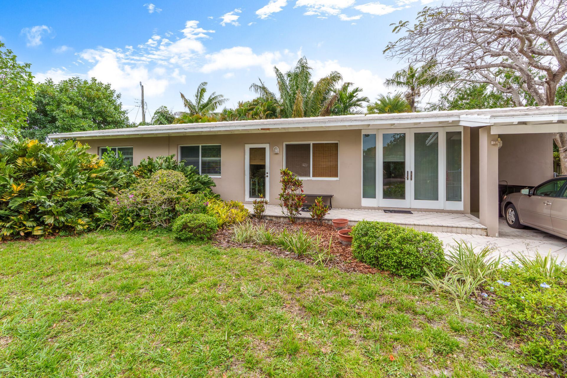 1617 NE 8th Avenue, Fort Lauderdale, FL 33305 Photo