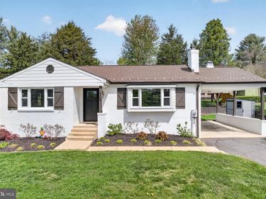 906 W WASHINGTON STREET, MIDDLEBURG, VA 20117