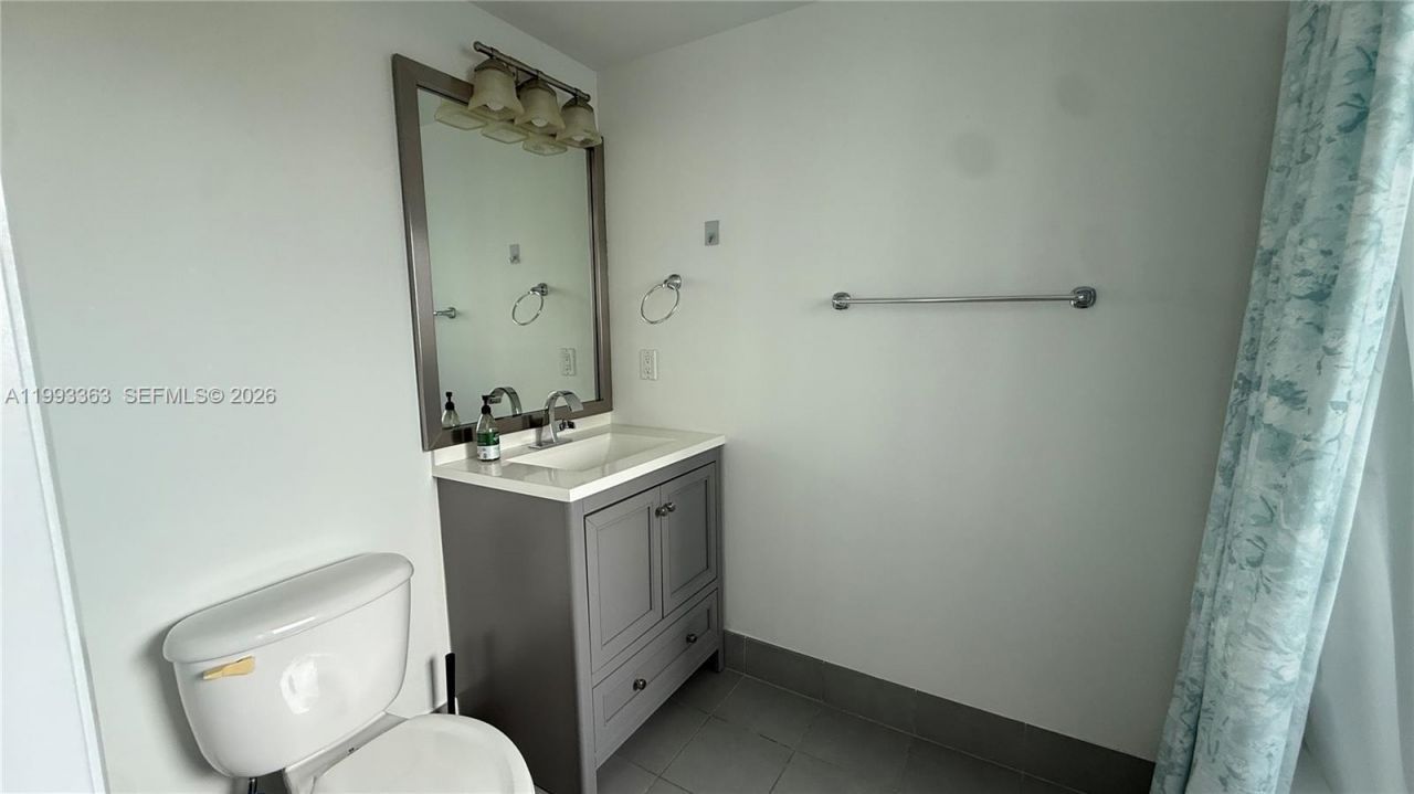 92 SW 3rd St, Unit 1505, Miami, FL 33130 Photo