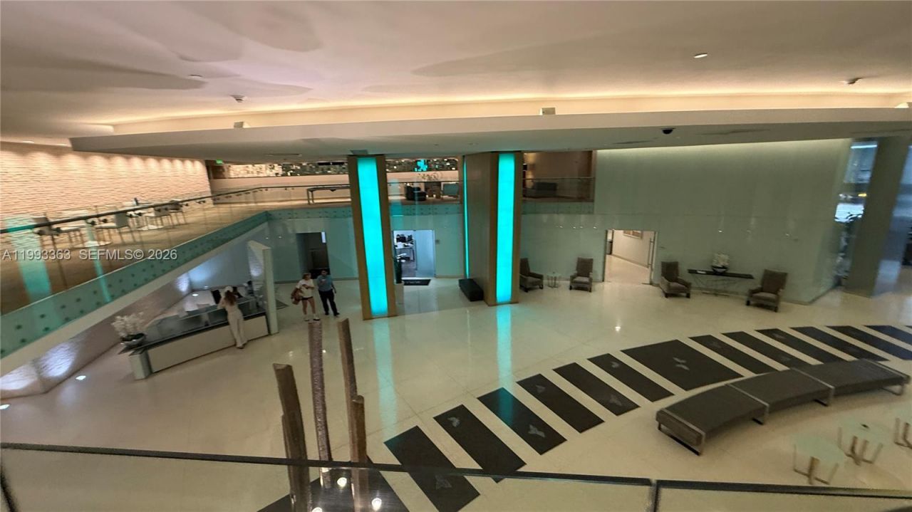 92 SW 3rd St, Unit 1505, Miami, FL 33130 Photo