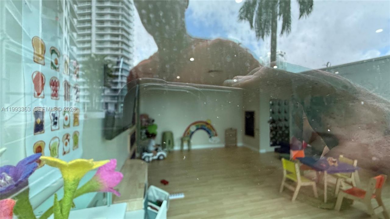 92 SW 3rd St, Unit 1505, Miami, FL 33130 Photo