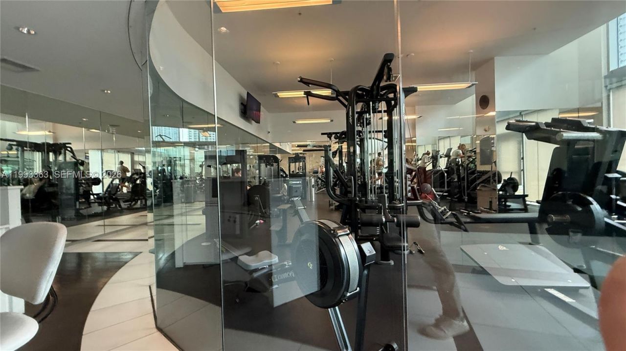 92 SW 3rd St, Unit 1505, Miami, FL 33130 Photo