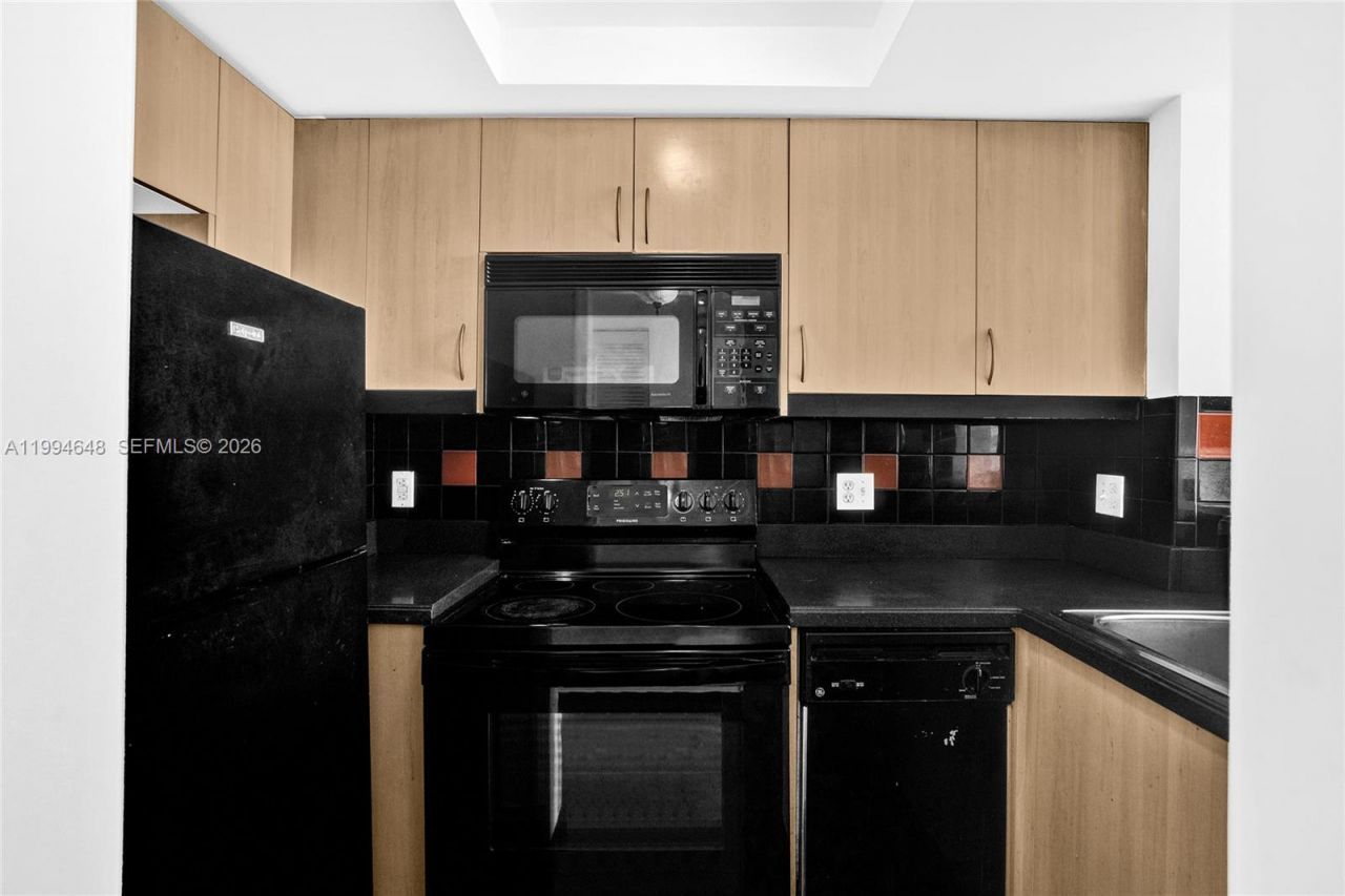 2951 S Bayshore Dr , Unit 1012, Miami, FL 33133 Photo