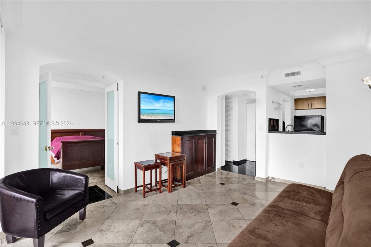 2951 S Bayshore Dr , Unit 1012, Miami, FL 33133 Photo