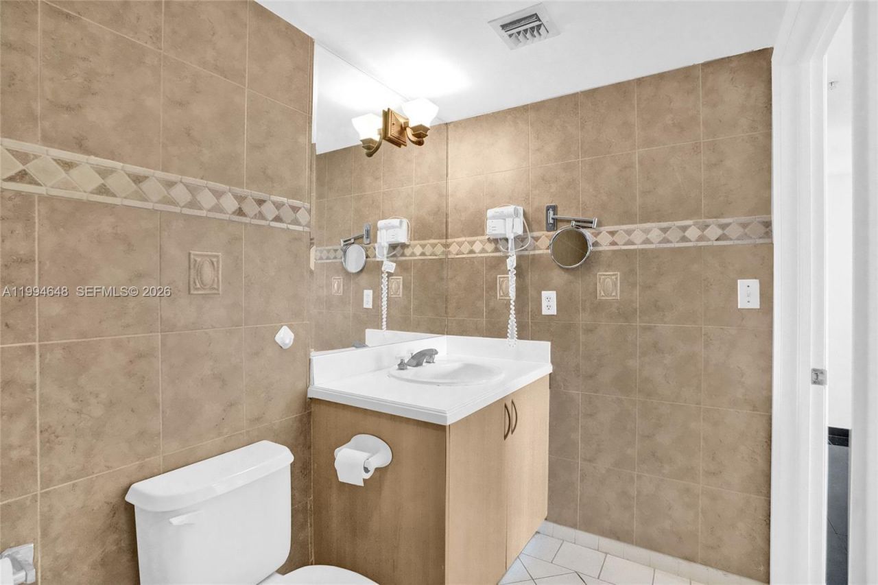 2951 S Bayshore Dr , Unit 1012, Miami, FL 33133 Photo