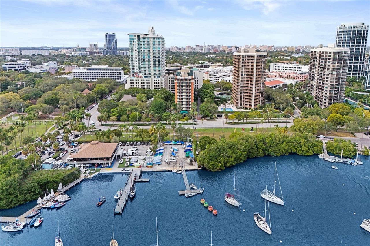 2951 S Bayshore Dr , Unit 1012, Miami, FL 33133 Photo