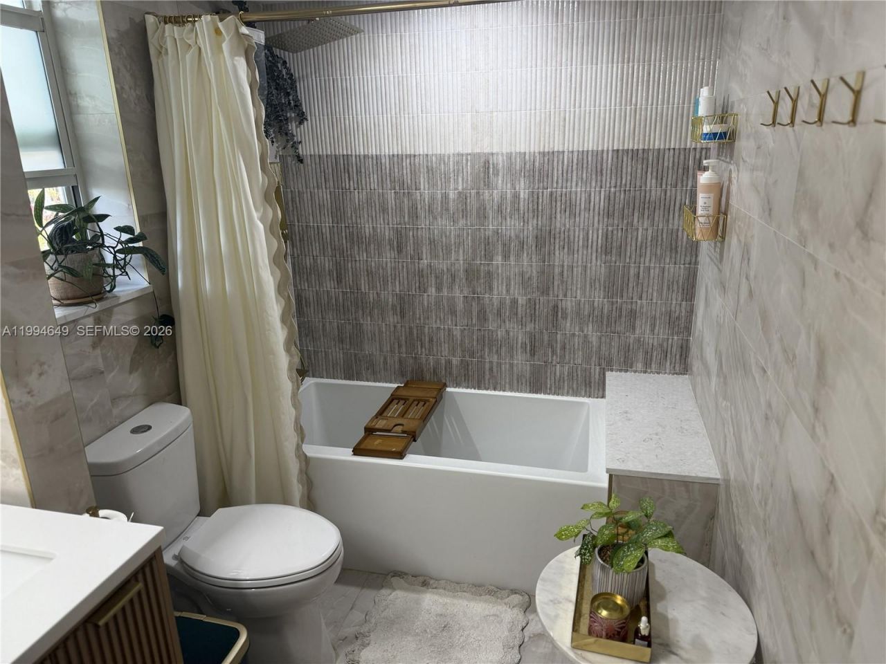 1519 Drexel Ave, Unit 200, Miami Beach, FL 33139 Photo