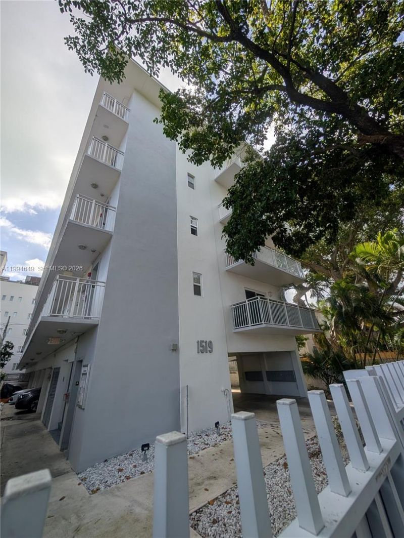 1519 Drexel Ave, Unit 200, Miami Beach, FL 33139 Photo