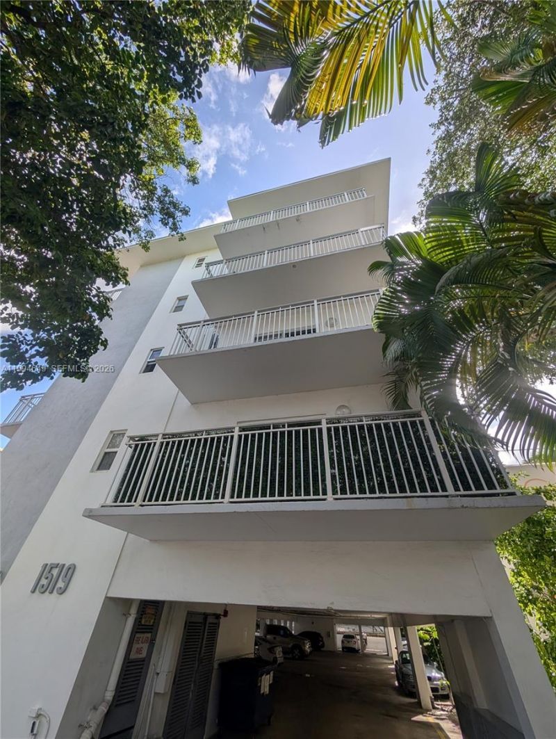 1519 Drexel Ave, Unit 200, Miami Beach, FL 33139 Photo