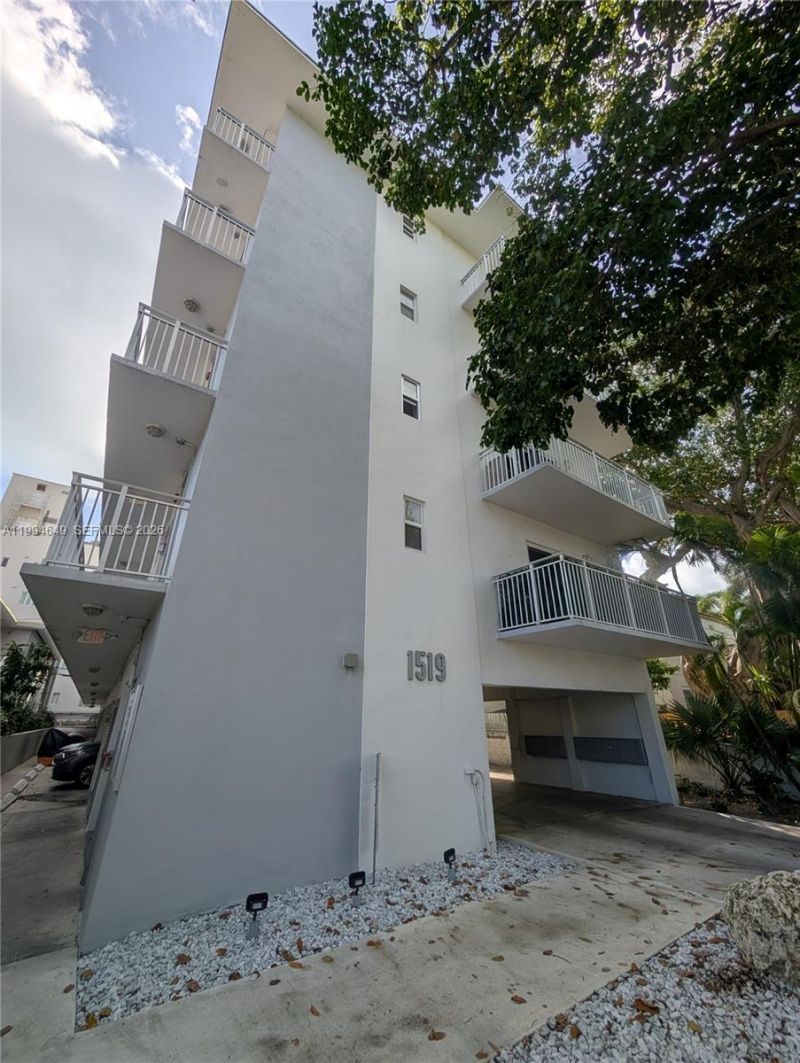 1519 Drexel Ave , Unit 200, Miami Beach, FL 33139 Photo