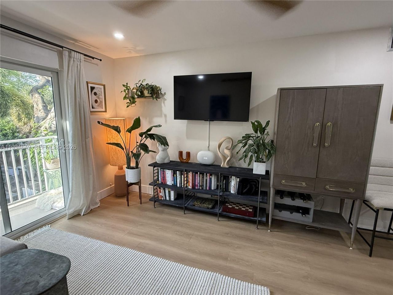 1519 Drexel Ave, Unit 200, Miami Beach, FL 33139 Photo