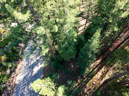 1952 Osage Circle, South Lake Tahoe, CA 96150 Photo