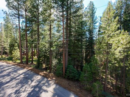 1952 Osage Circle, South Lake Tahoe, CA 96150 Photo