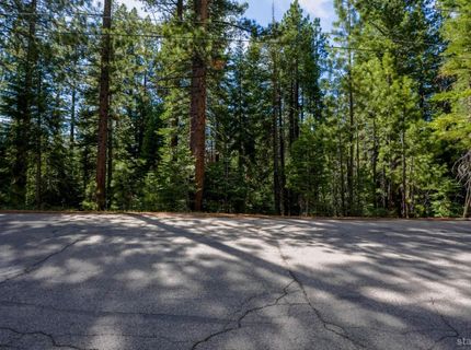 1952 Osage Circle, South Lake Tahoe, CA 96150 Photo