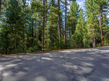 1952 Osage Circle, South Lake Tahoe, CA 96150 Photo