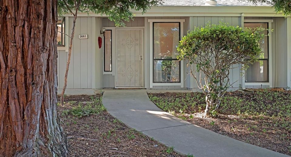 3661 Gold Creek Ln, Sacramento, CA 95827 Photo