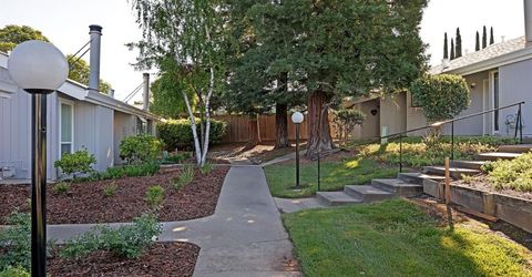 3661 Gold Creek Ln, Sacramento, CA 95827 Photo