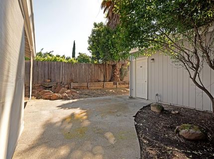 3661 Gold Creek Ln, Sacramento, CA 95827 Photo