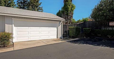 3661 Gold Creek Ln, Sacramento, CA 95827 Photo