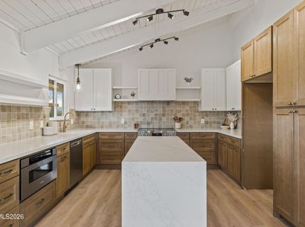 2181 Mel Drive, Gardnerville, NV 89410 Photo