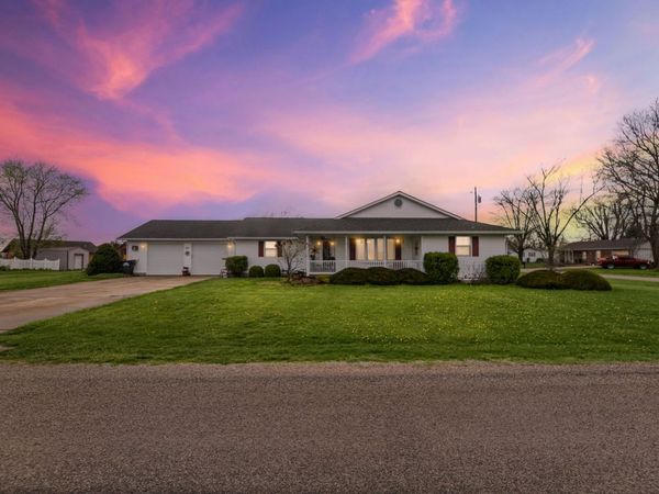 401 Gehle Street, St Peter, IL 62880