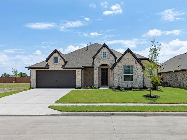 801 Trinity Street, Van Alstyne, TX 75495