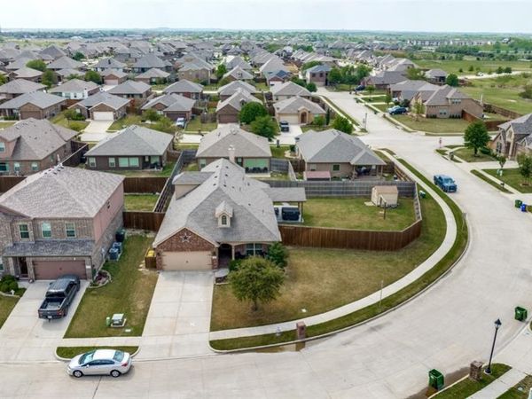 5100 Crystal Lake Avenue, Krum, TX 76249