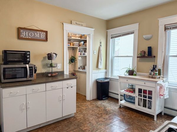 10 Hunnewell Ave, Unit 10, Boston, MA 02135