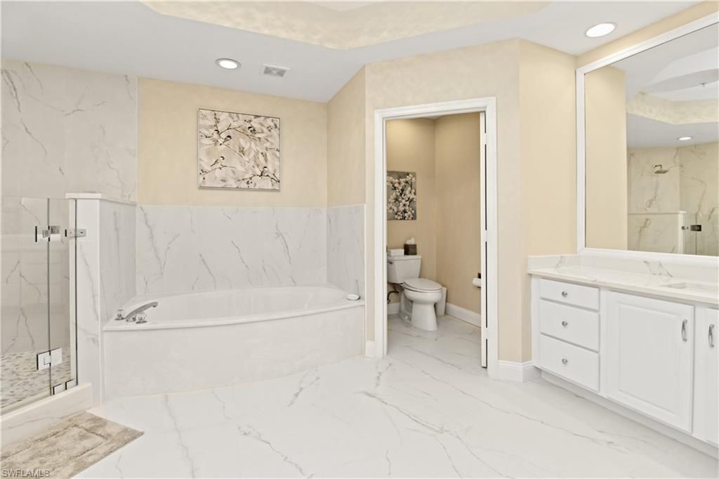 2125 Aberdeen Ln, Unit 4-203, Naples, FL 34109 Photo