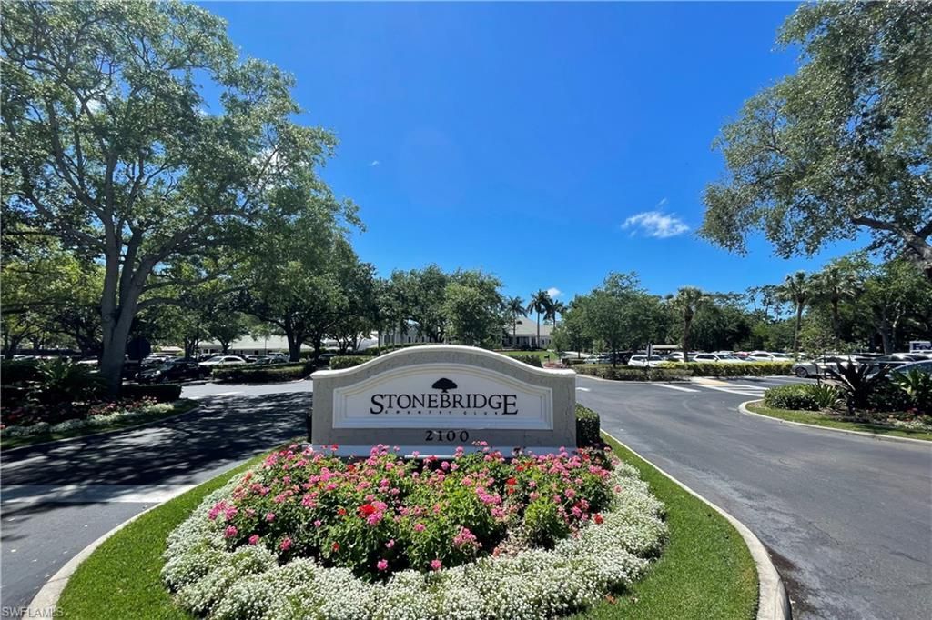 2125 Aberdeen Ln, Unit 4-203, Naples, FL 34109 Photo