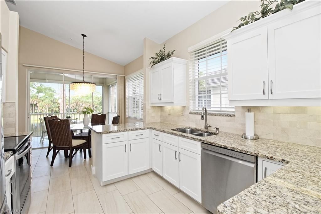 2125 Aberdeen Ln, Unit 4-203, Naples, FL 34109 Photo