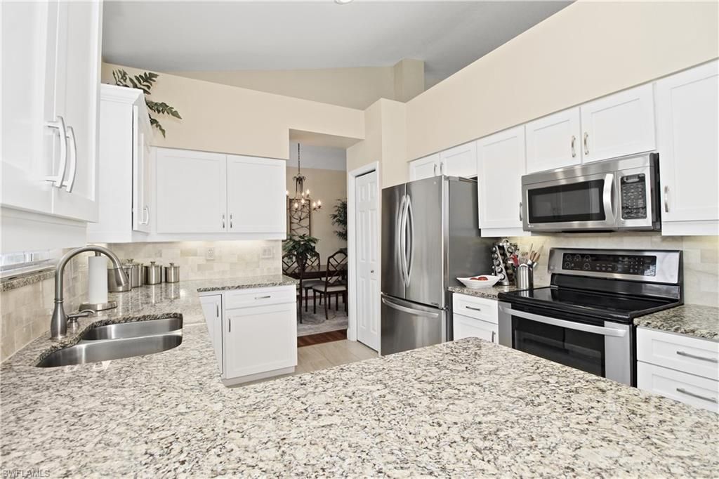 2125 Aberdeen Ln, Unit 4-203, Naples, FL 34109 Photo